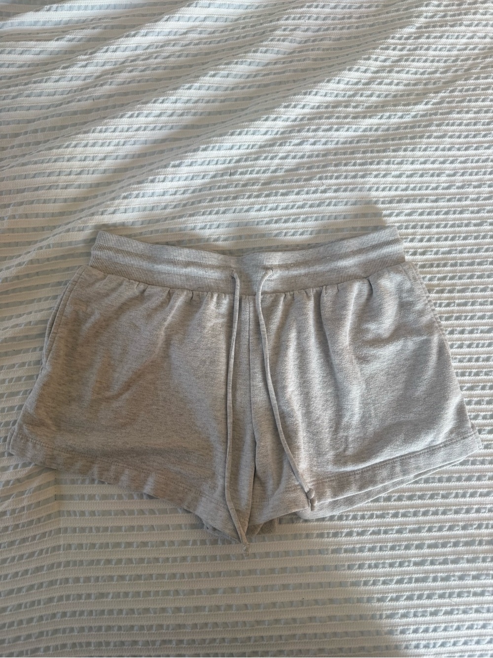 Light Gray Women’s Cozy Lounge Shorts, size medium